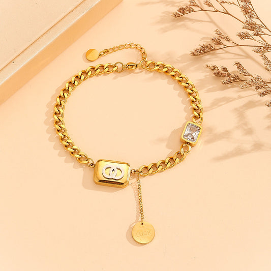 Radiant Mystique Gold Link Bracelet